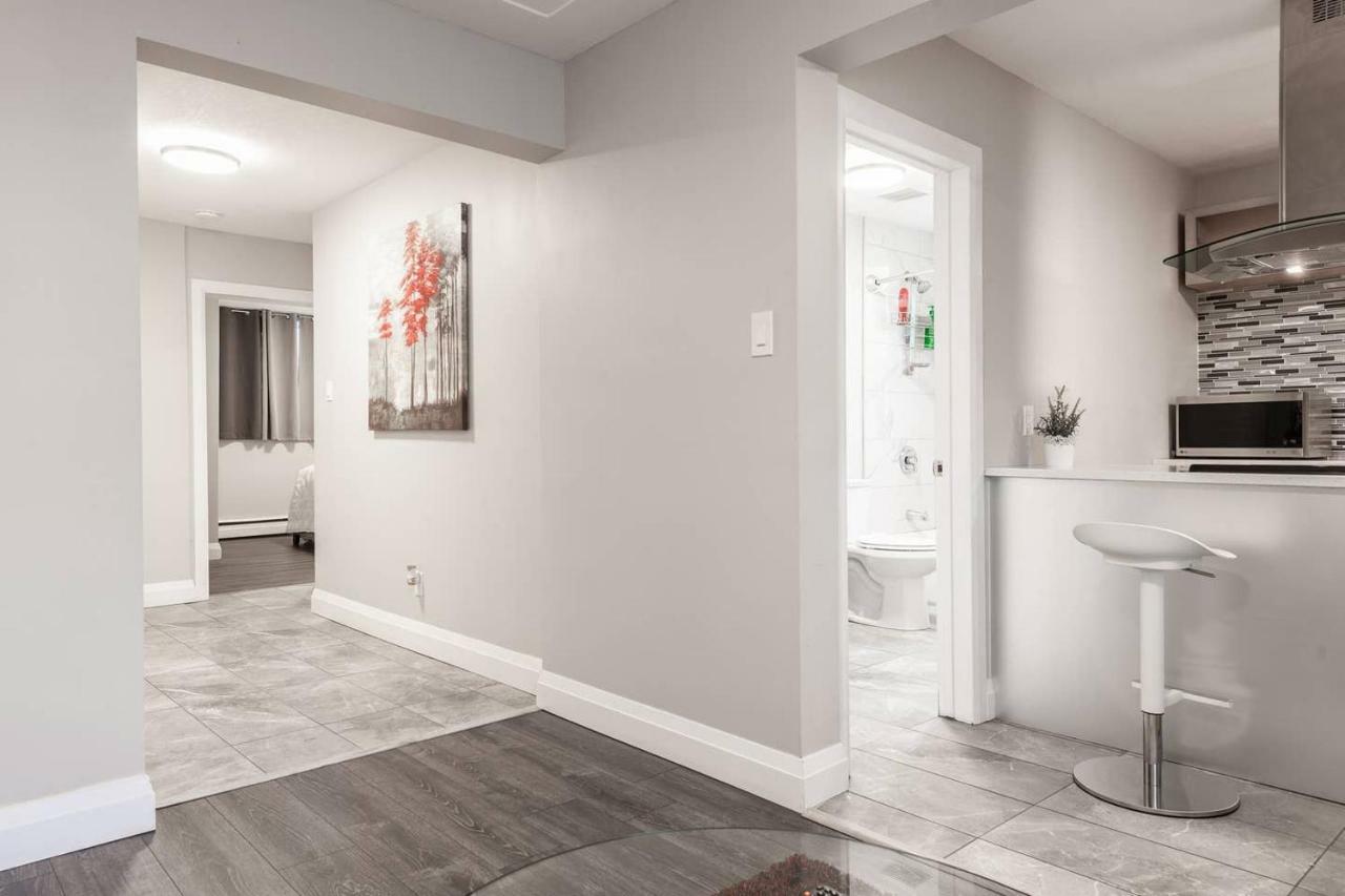 Entire 2 Bedroom Apartment Uptown Waterloo - E1 Buitenkant foto